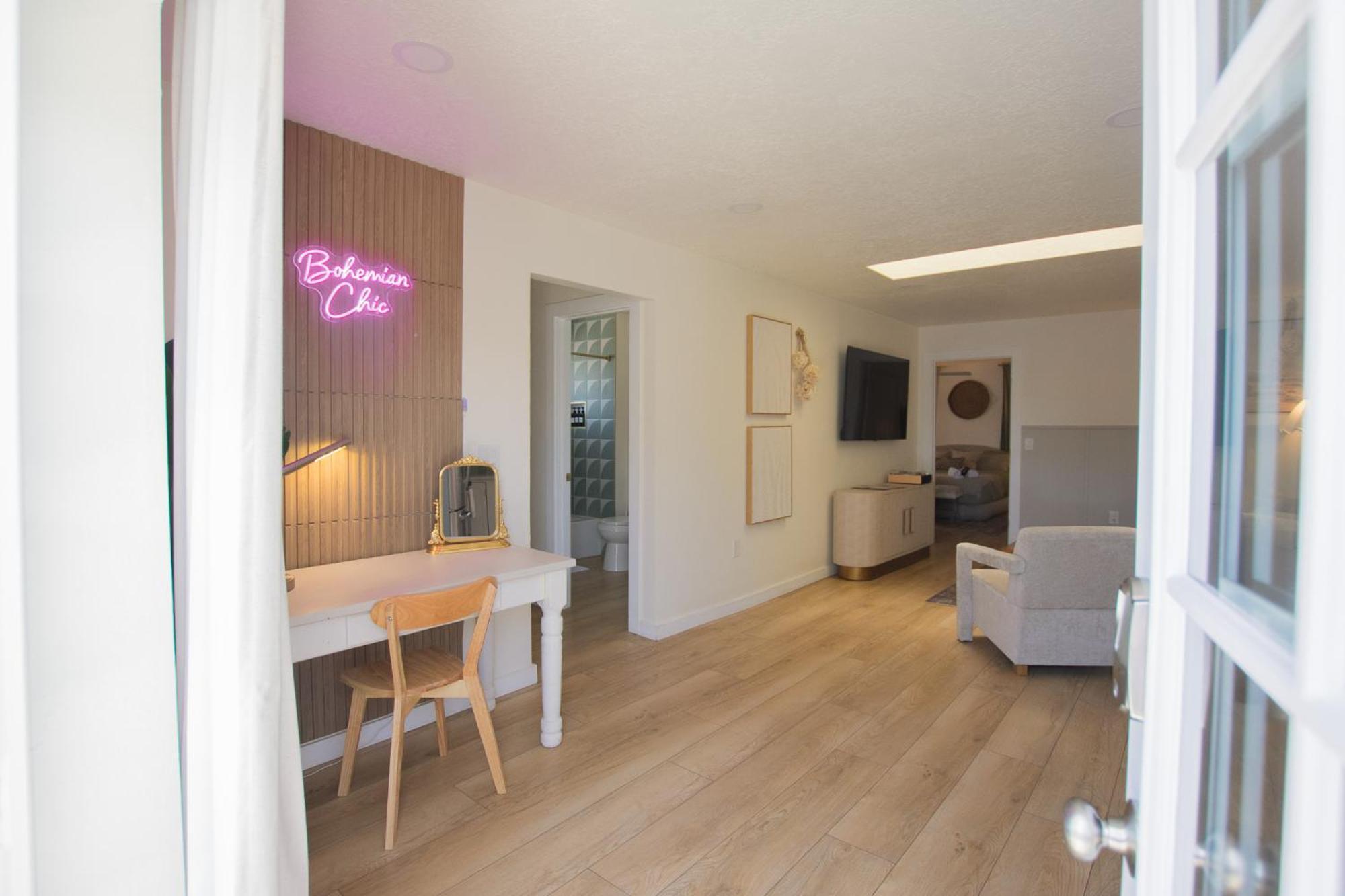 Bohemian Chic An Eclectic Escape-Hot Tub-Pet Friendly-No Pet Fees! Villa Albuquerque Kültér fotó